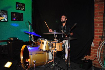 44 02 personajes-bateristas4